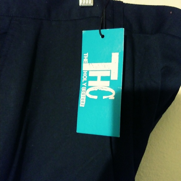 Women's plus size shorts - Picture 3 of 5